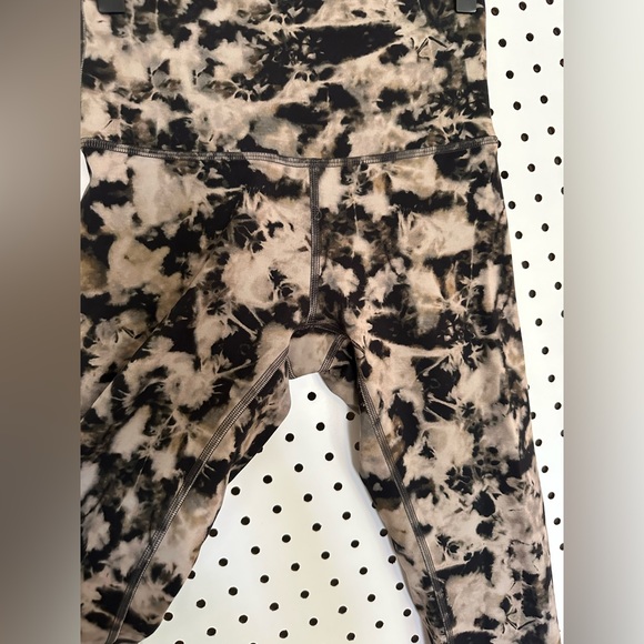 Lululemon Wunder Train High-Rise Crop 23” in Dispersed Light Raw Linen Multi - Picture 5 of 8